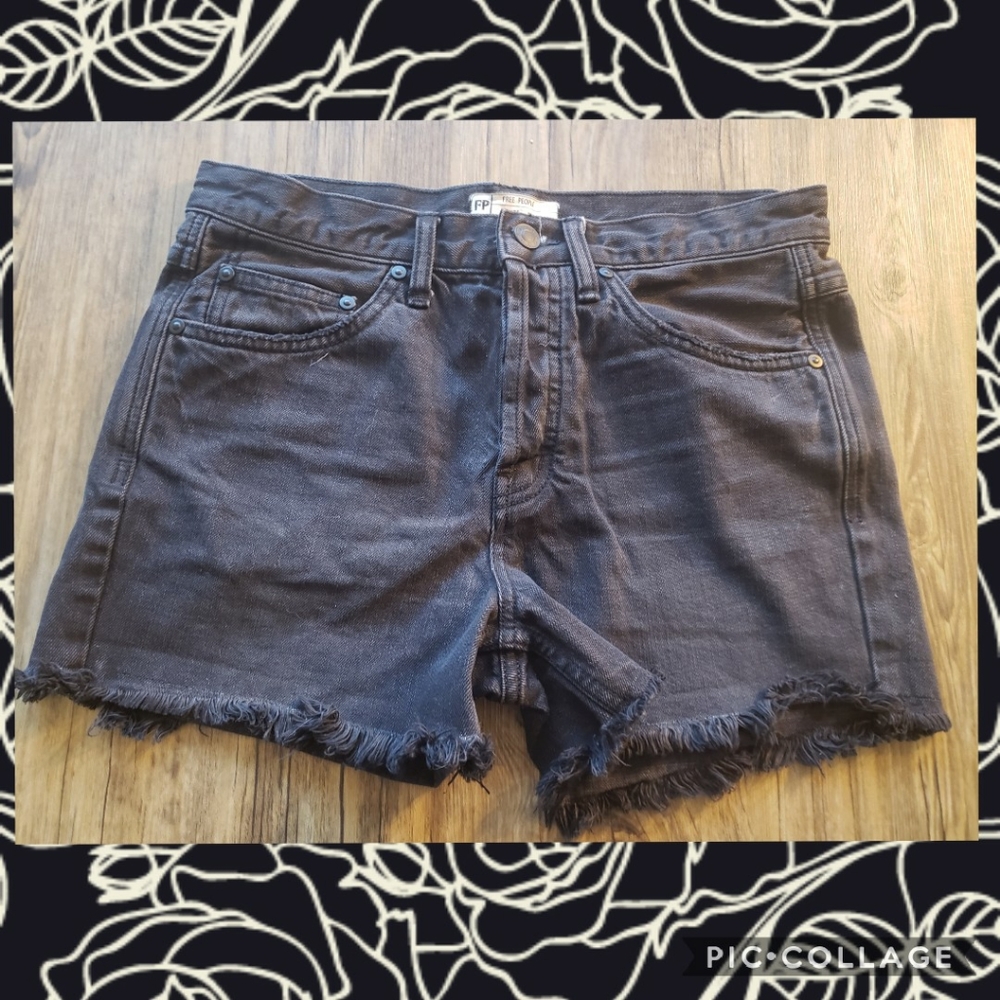 Free People Faded Black Button Fly Cut Off Shorts - Picture 1 of 6
